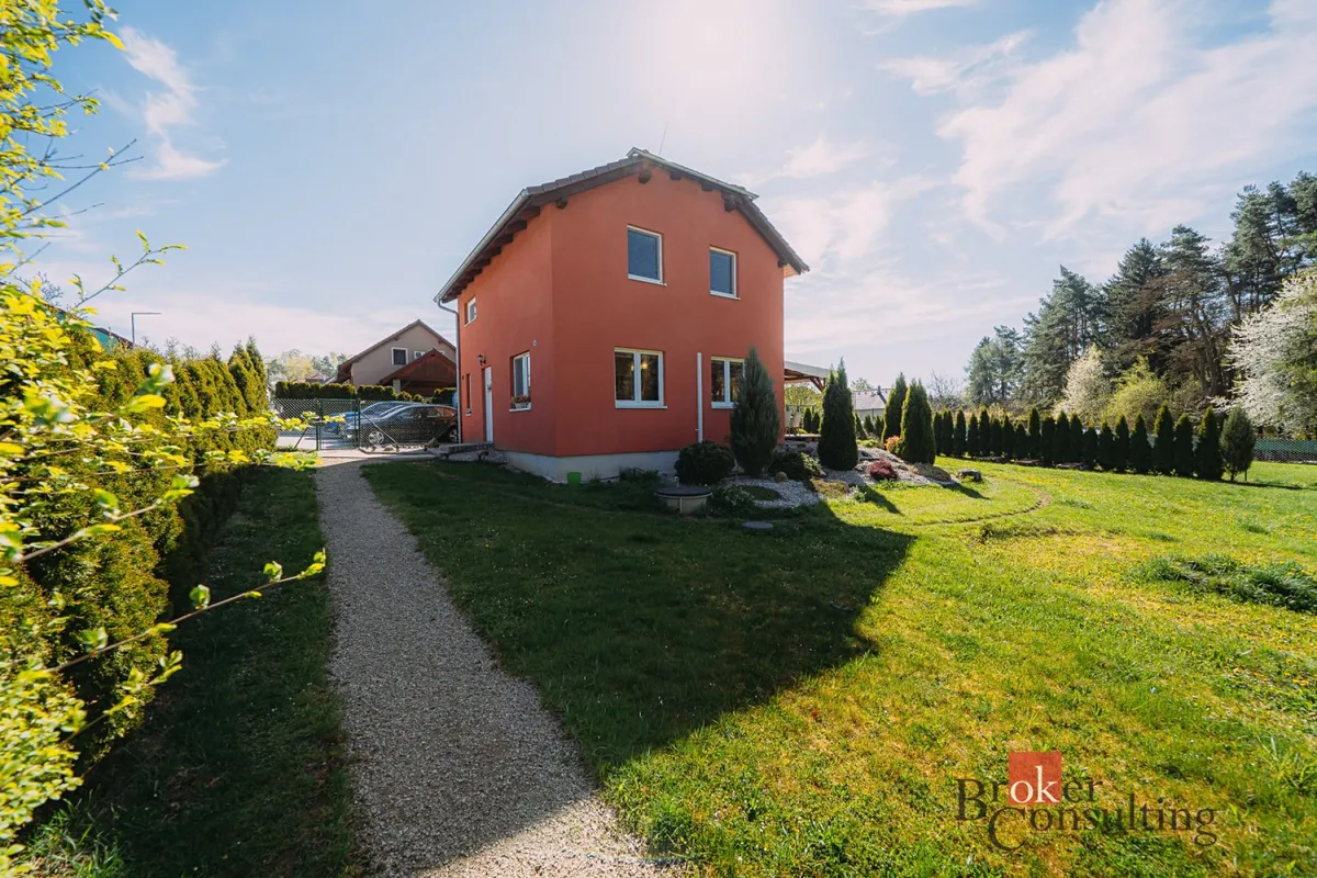 Prodej rodinného domu 93 m², pozemek 973 m²